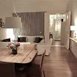 Apartment25