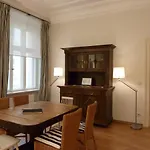 Apartment25