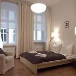 Apartment25